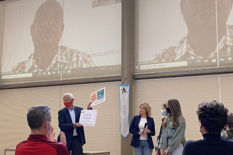 Cheque uitreiking